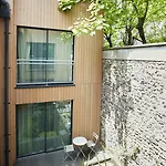 Eden Bed & Breakfast Paris