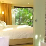 Eden Bed & Breakfast Paris