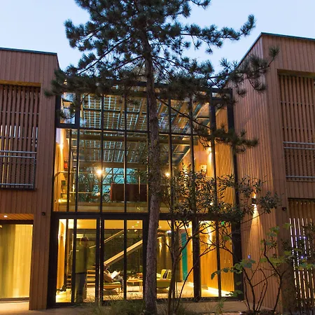 Eden 4*